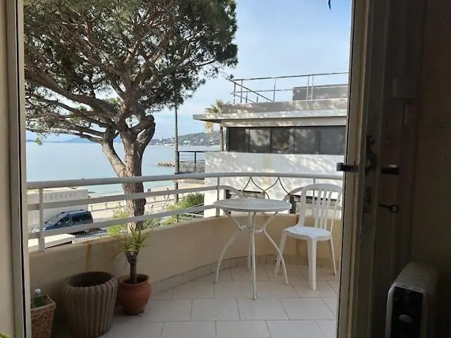 Provence-Style Studio Sea Across The Street Antibes Apartment